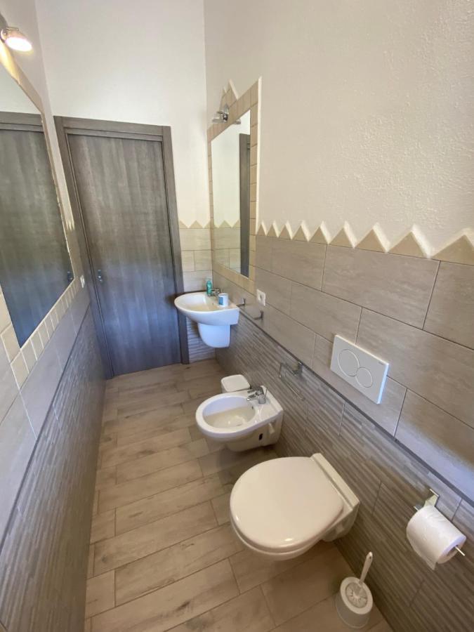 Molti Mari Bed & Breakfast