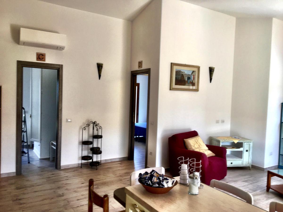 Molti Mari Bed & Breakfast 2*